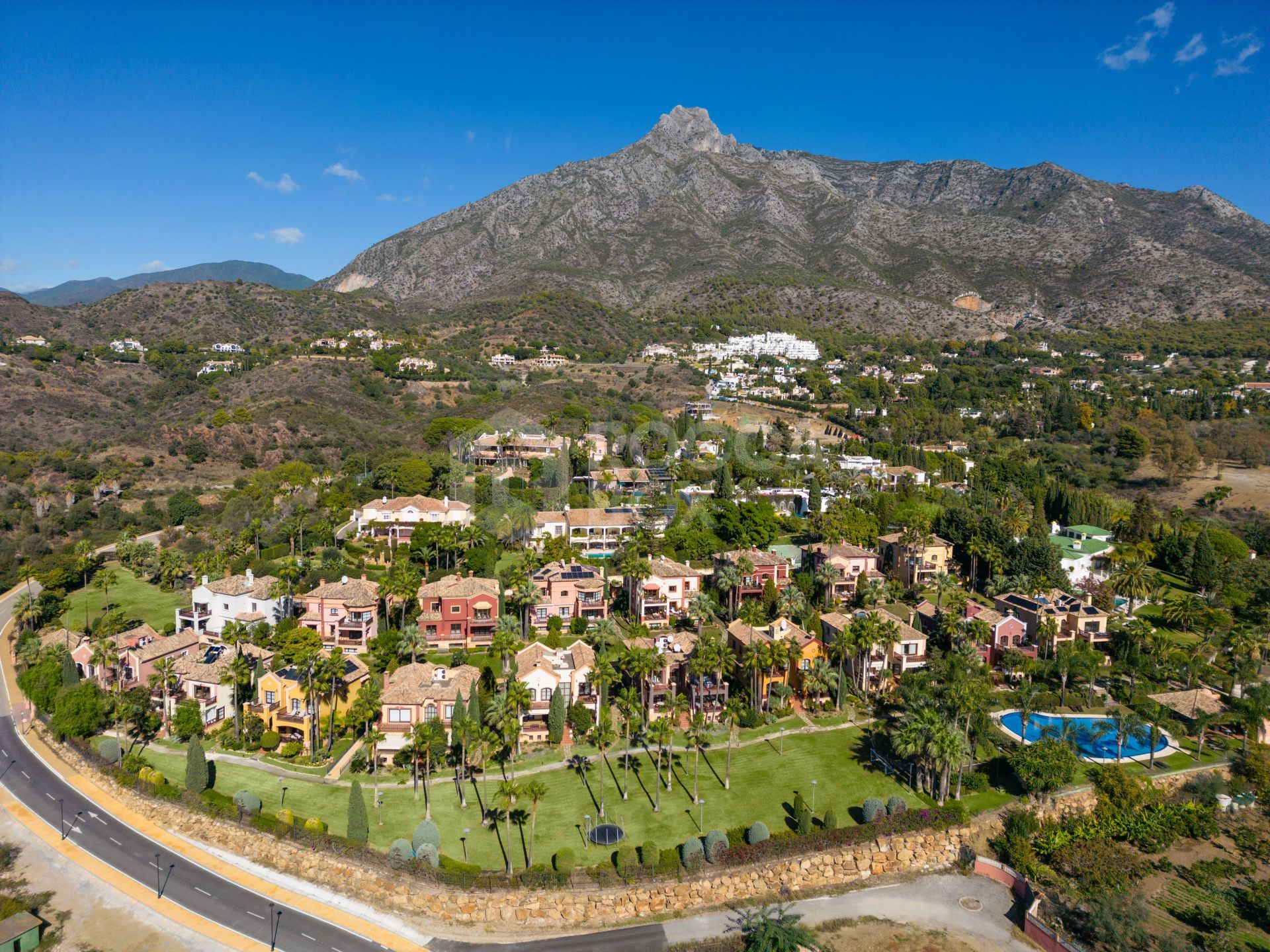 Villa in La Capellanía Urbanisation - Marbella Golden Mile