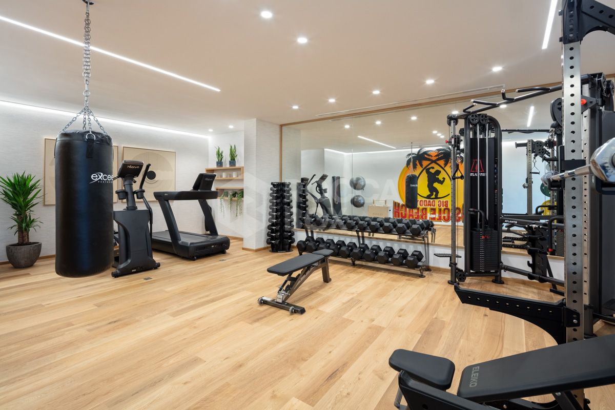 Modern Marvel of Luxury Living in La Quinta's Exclusive Hills
