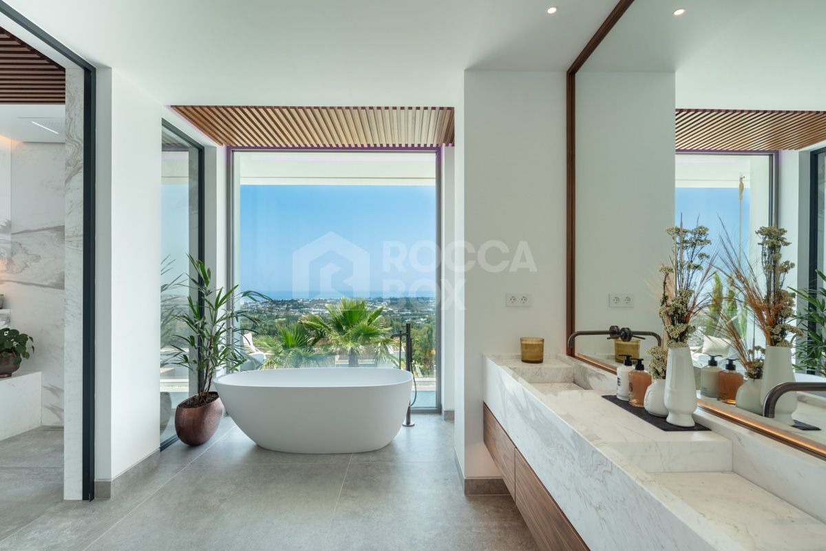 Modern Marvel of Luxury Living in La Quinta's Exclusive Hills