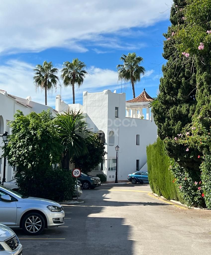 Elegant Townhouse with Sea View Terrace in Estepona