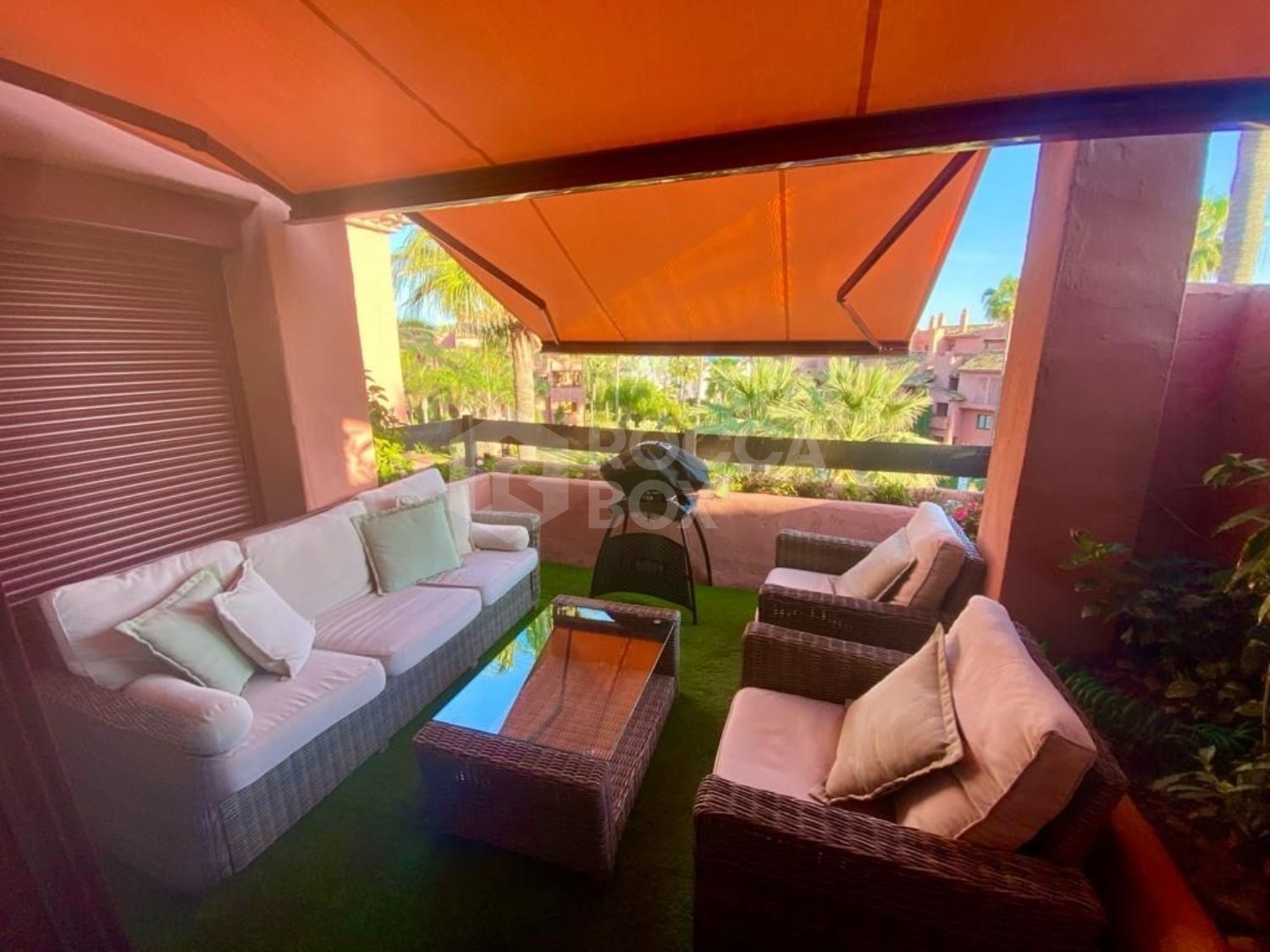 Penthouse in Marbella with Direct Access to Beach!