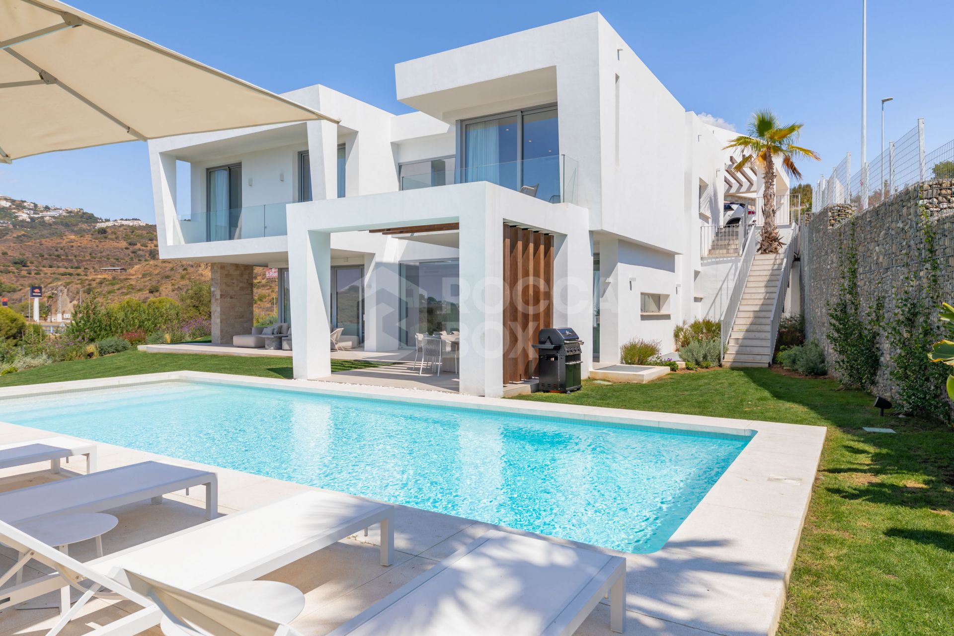 Villa for Sale in Marbella East