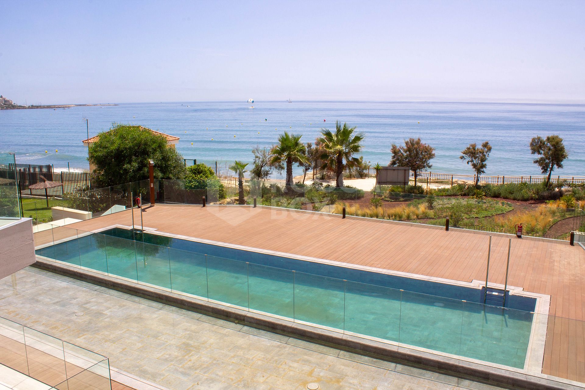 Seaside Splendor in Estepona: Unparalleled Luxury Living with Health & Wellness, Beachfront Bliss