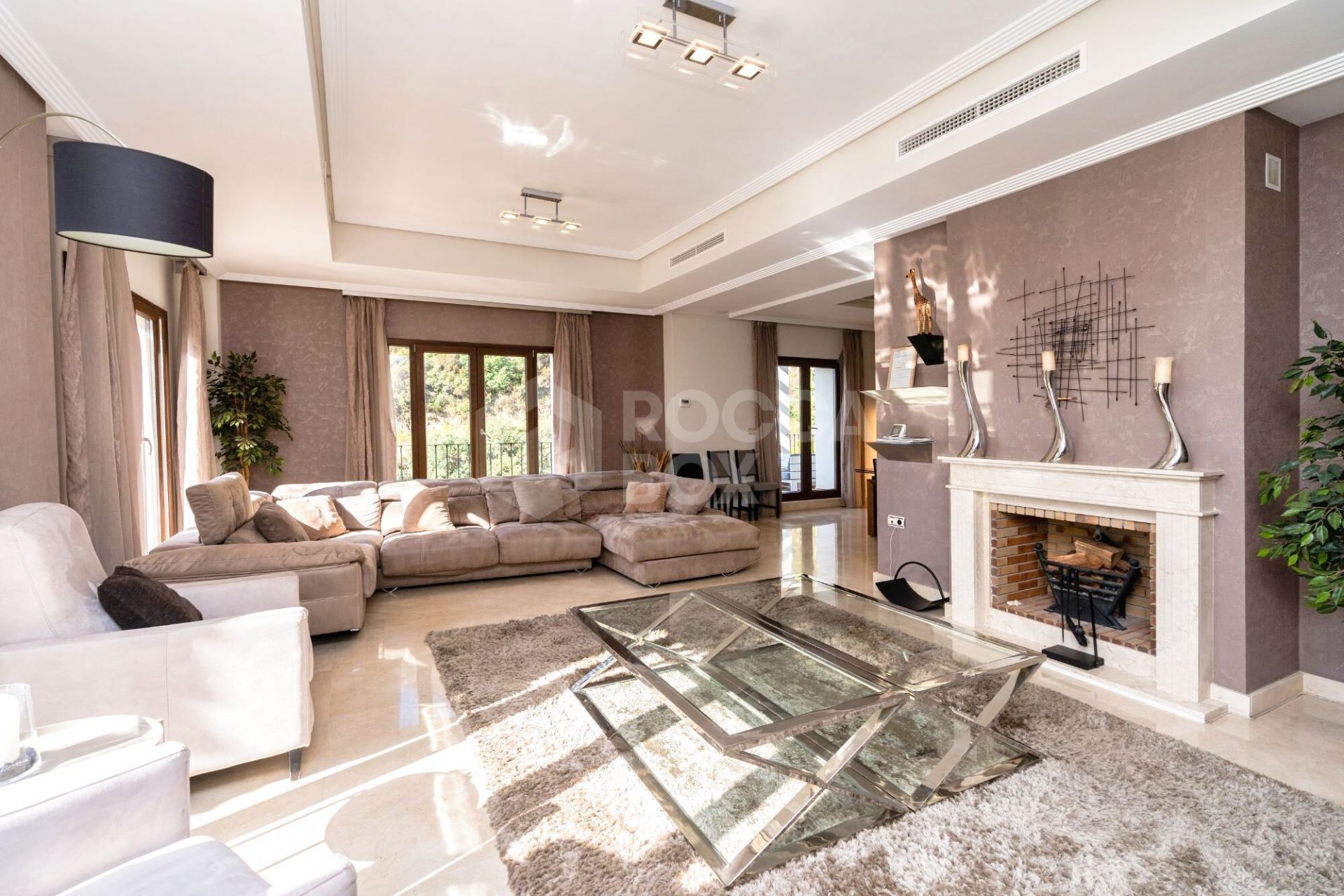 Luxury Detached Villa with Pool, Privacy, and Prestige at Benahavis Hills Country Club