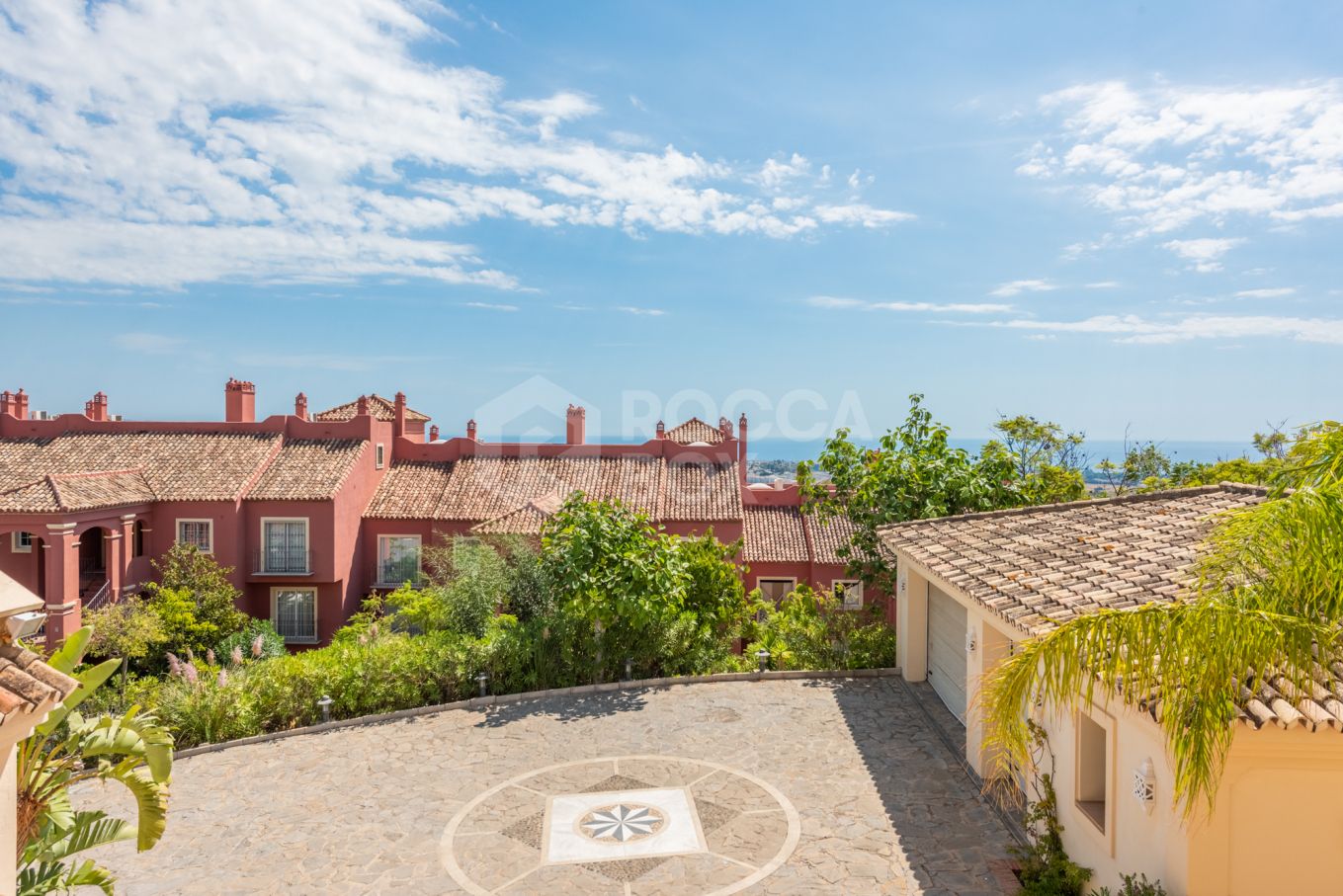 Exquisite Andalusian-Style Villa in Benahavís, Marbella