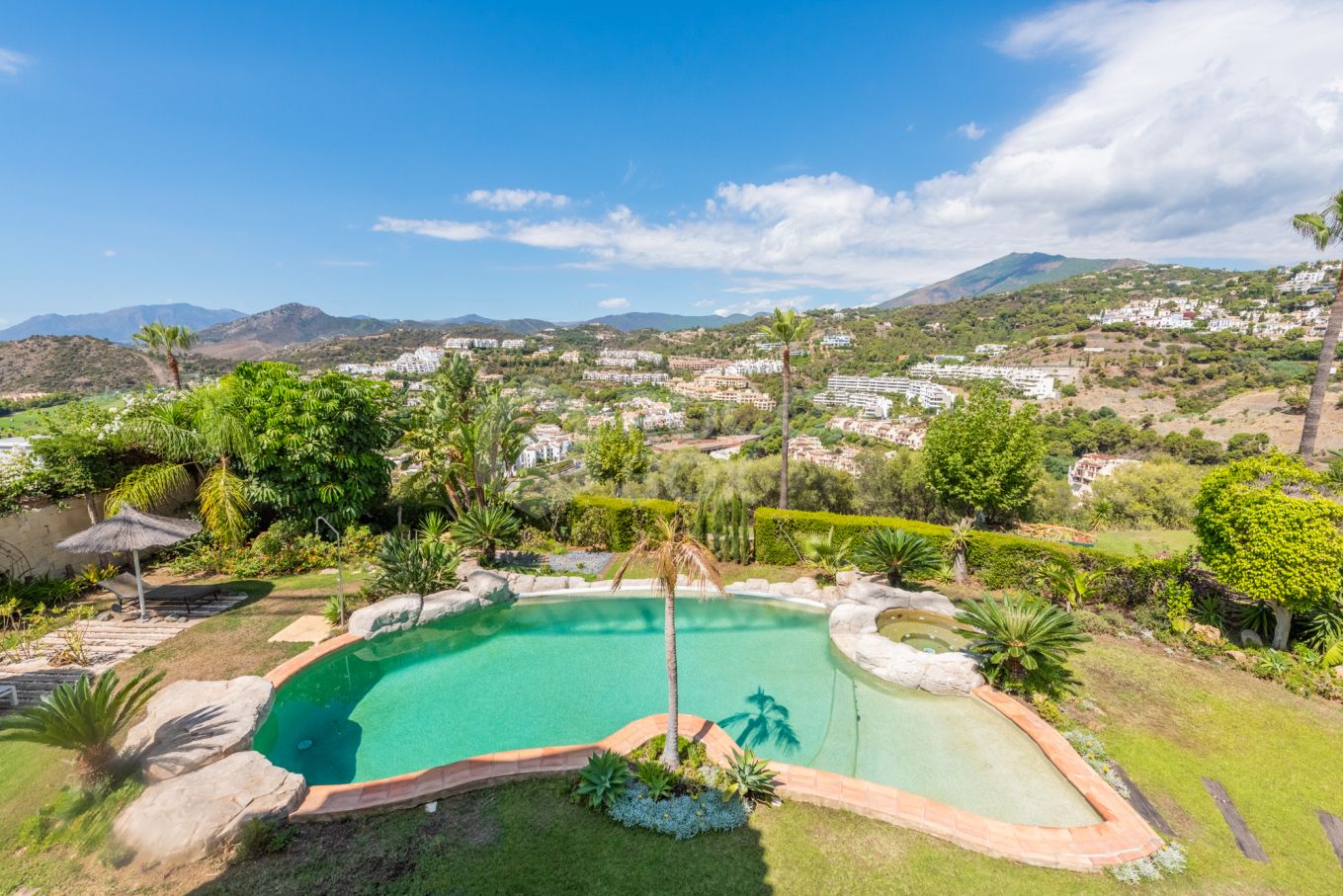 Exquisite Andalusian-Style Villa in Benahavís, Marbella