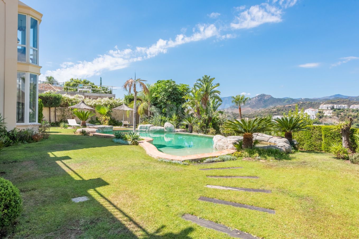 Exquisite Andalusian-Style Villa in Benahavís, Marbella