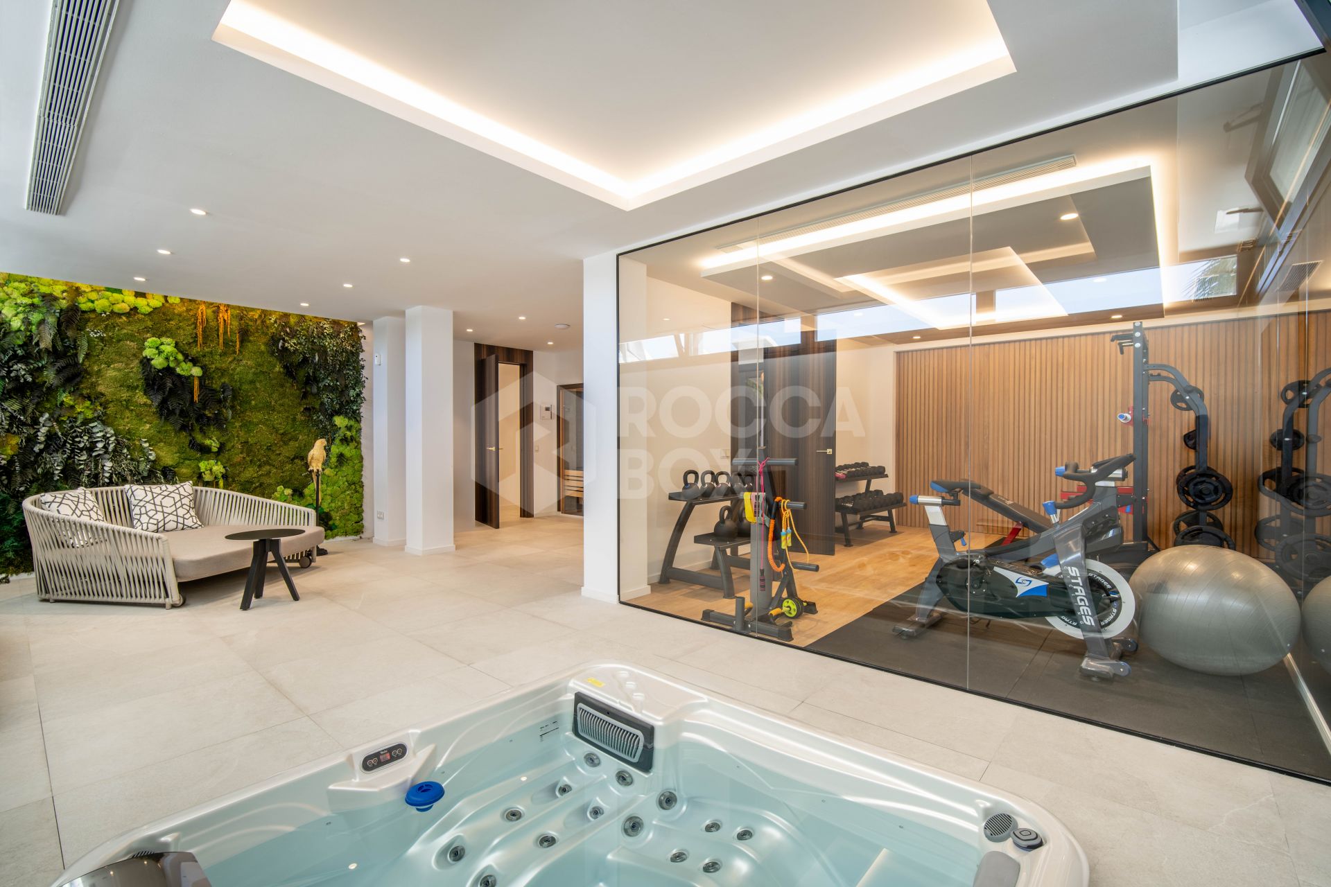A Super Modern Marvel with Sweeping Panoramic Views in Nueva Andalucía