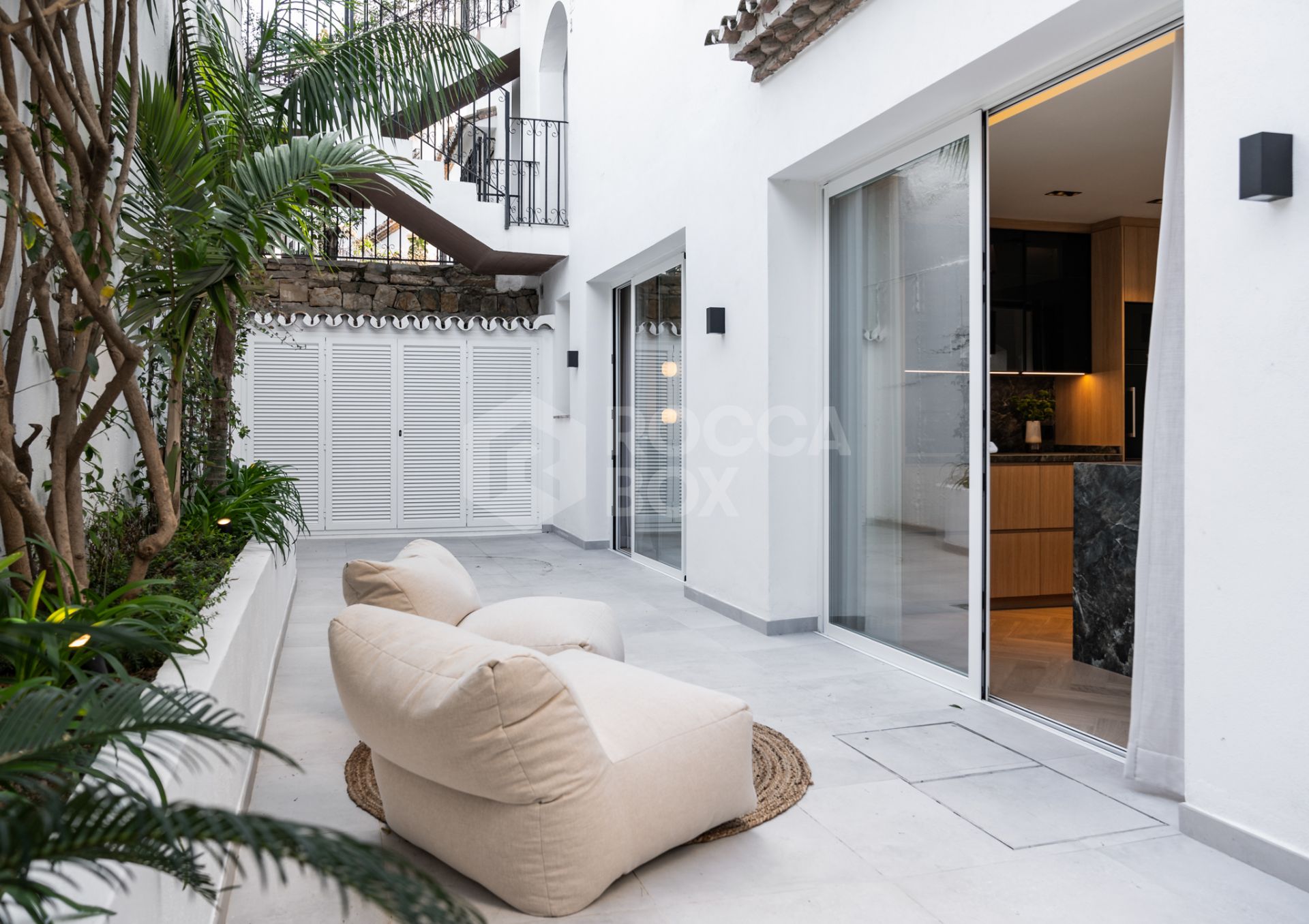 Contemporary Luxury Townhouse on Marbella's Golden Mile