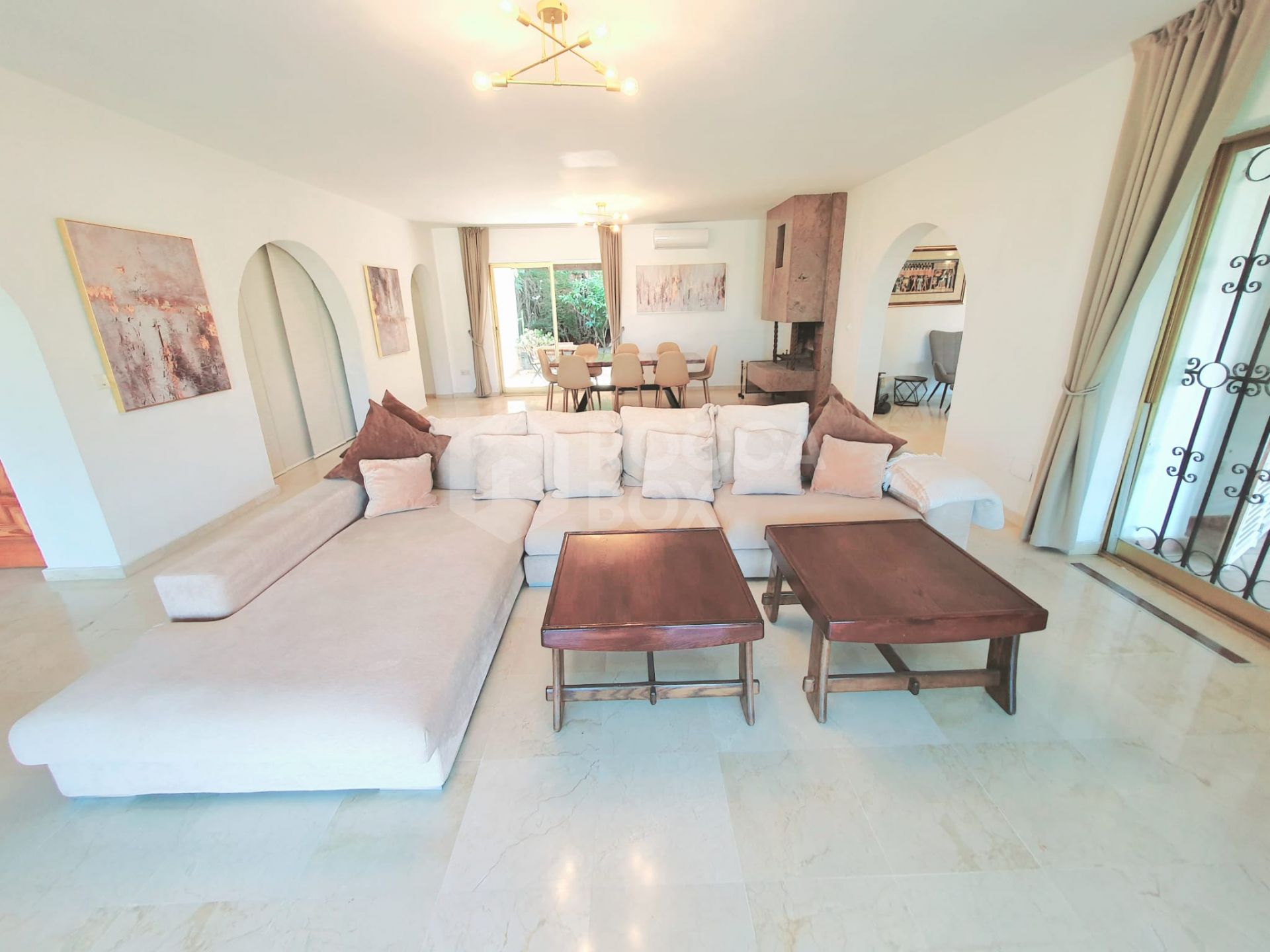 Villa for short term rent in Las Brisas, Nueva Andalucia