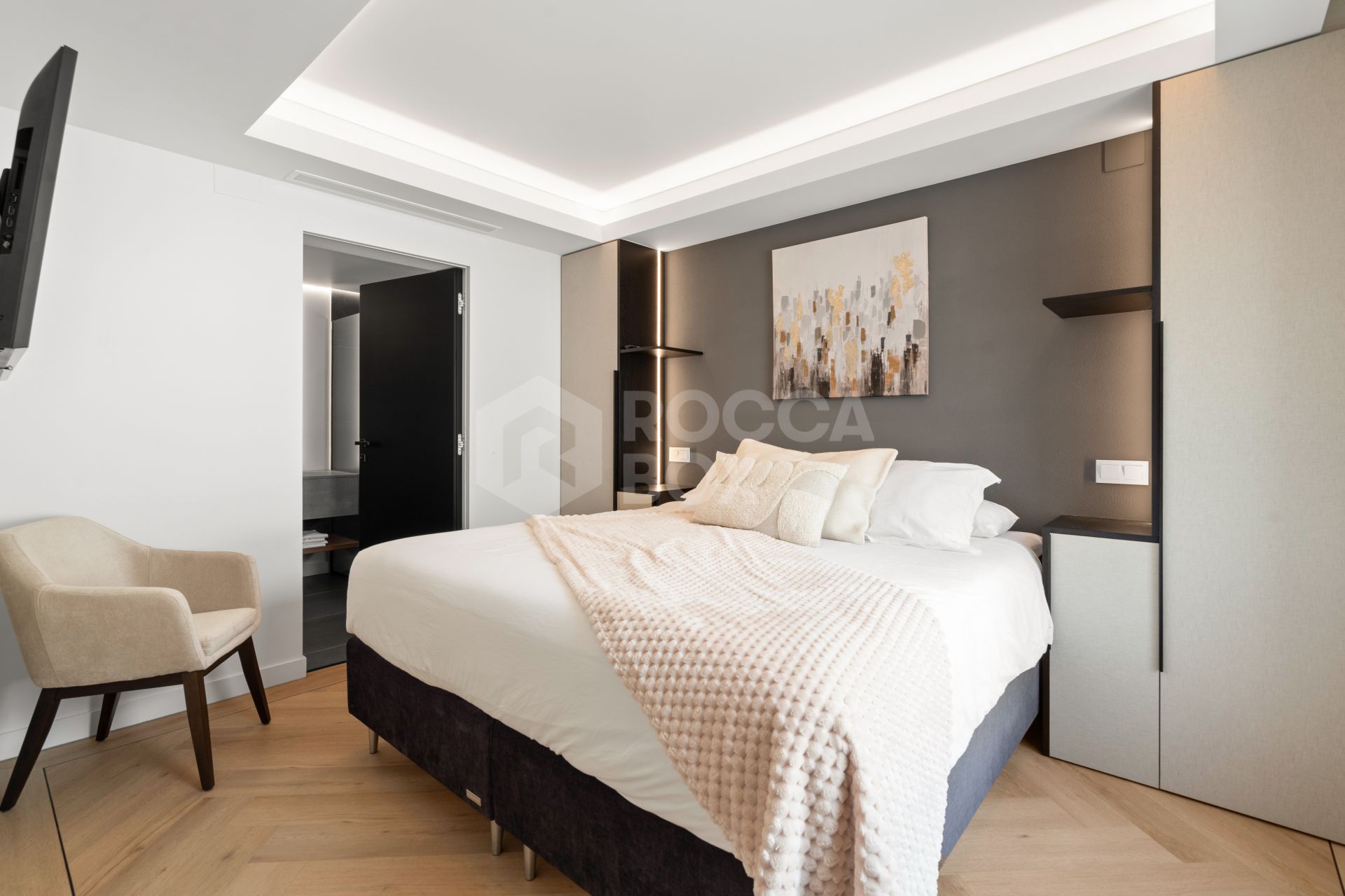 High End Renovated Villa For Sale - with Sea Views, Gardens, and Prime Marbella Location