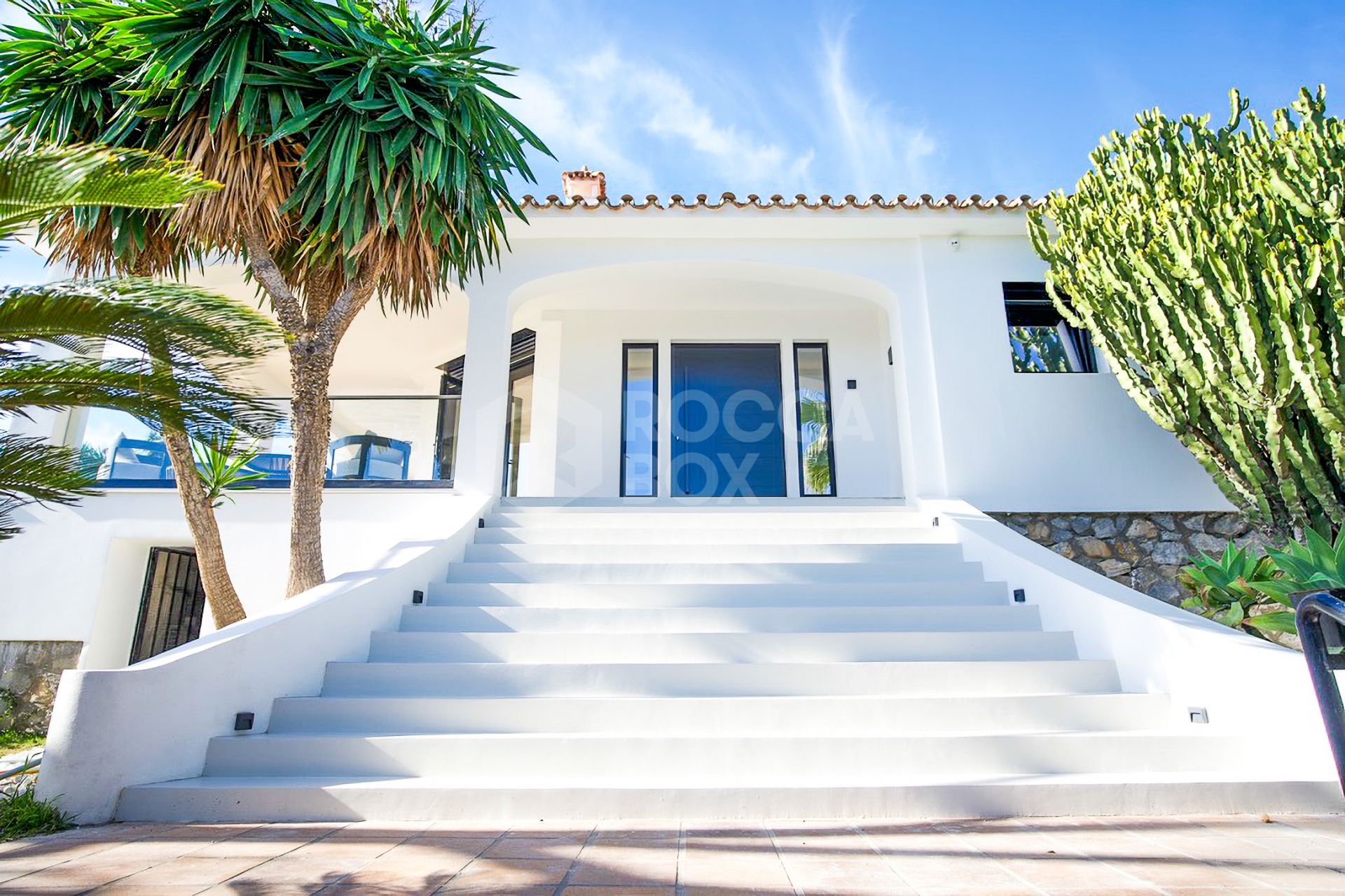 Coastal Elegance: 7-Bedroom Villa with Sea Views, Gardens, and Prime Marbella Location