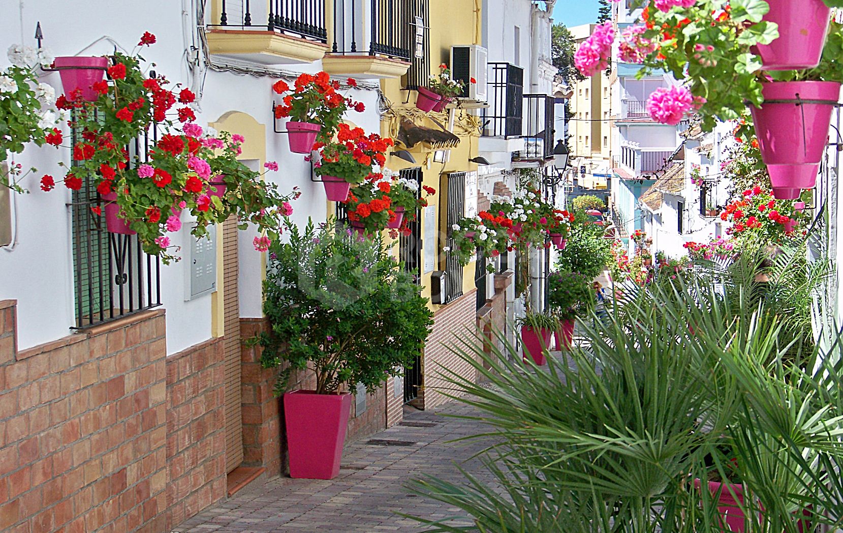 Modern Comfort in Estepona's New Golden Mile