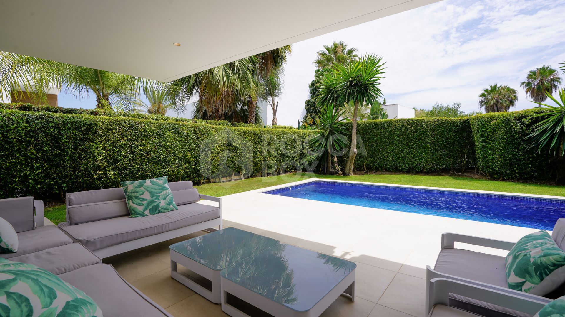 A Luxurious Retreat in El Campanario West of Marbella