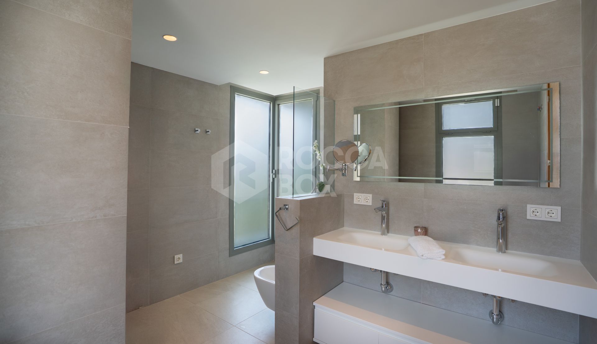 A Luxurious Retreat in El Campanario West of Marbella