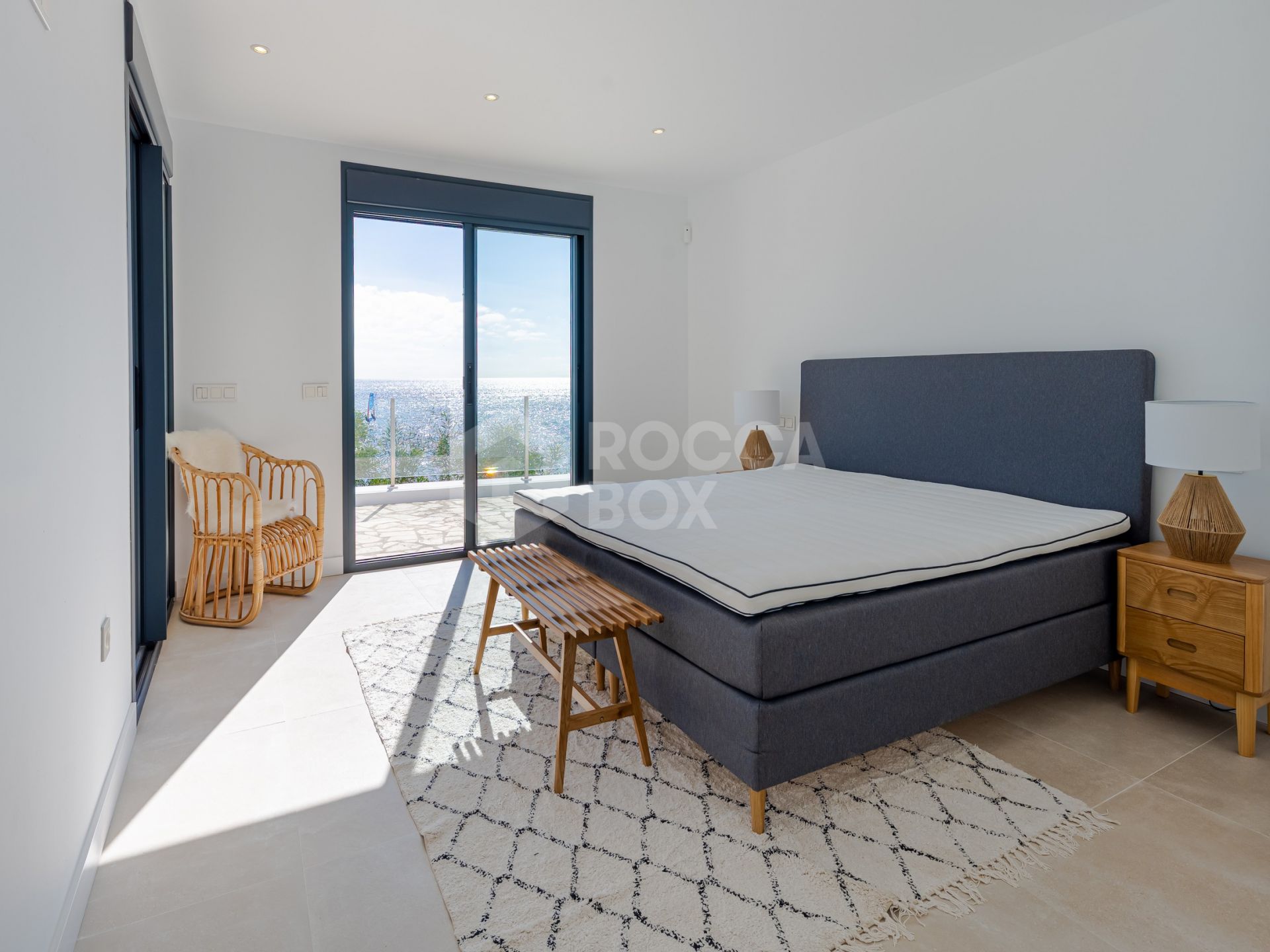 Seaside Bliss: Exquisite Villa with Unobstructed First-Line Sea Views
