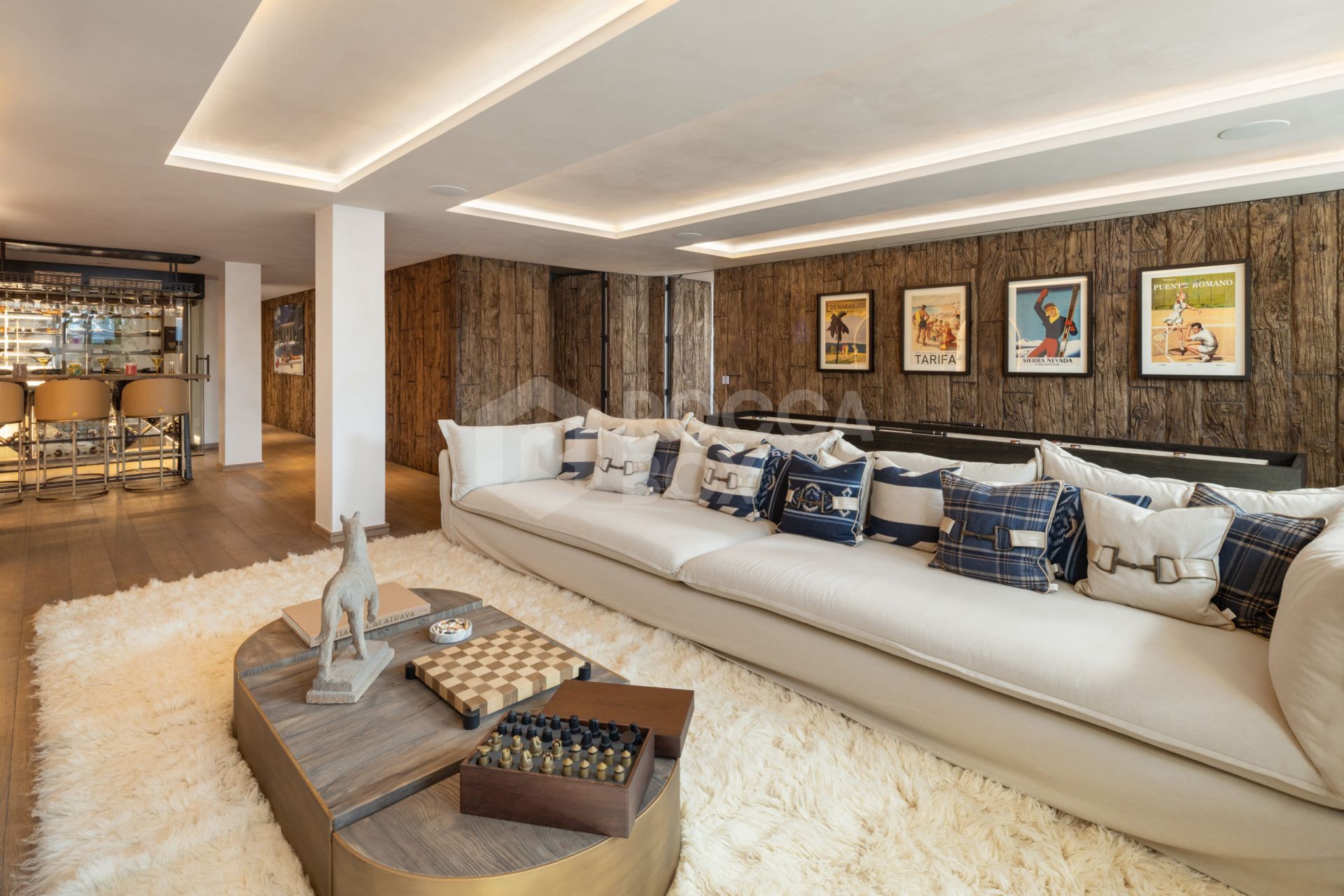 VILLA WITH SEA VIEWS IN MARBELLA