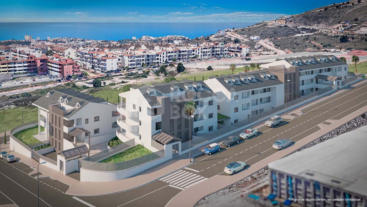 Savor the Tranquil Charm: Haven with Sea Views and Communal Bliss in the Heart of Benalmadena