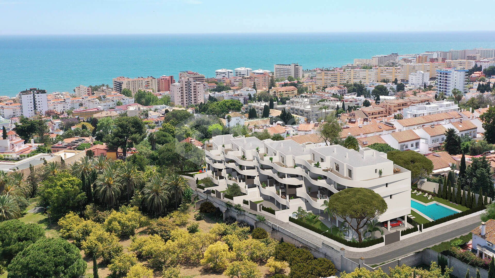 Family Comfort with a View: Spacious Apartment with Communal Bliss and Sea Views in Torremolinos