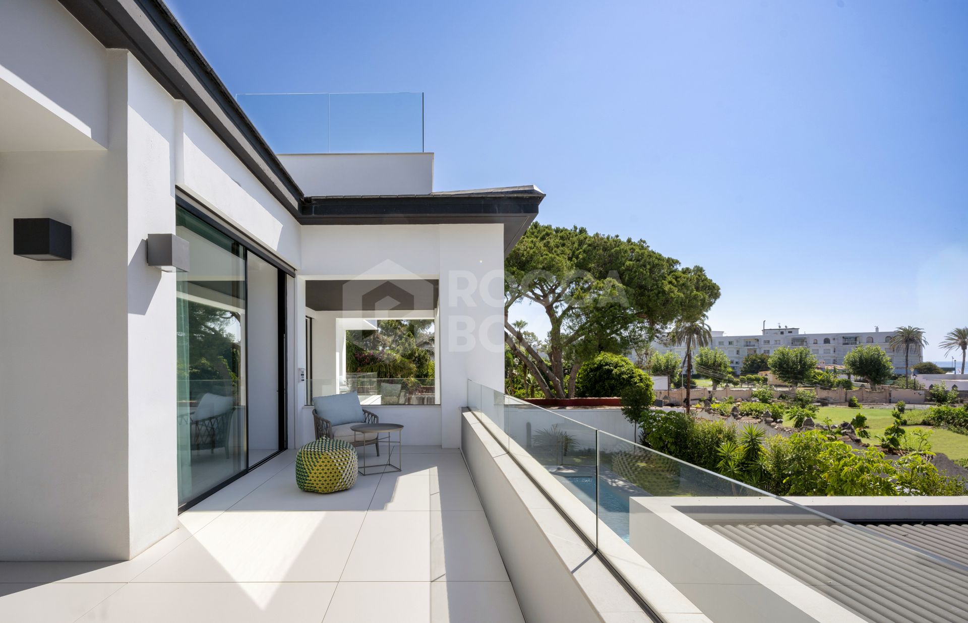 BEACHFRONT VILLA