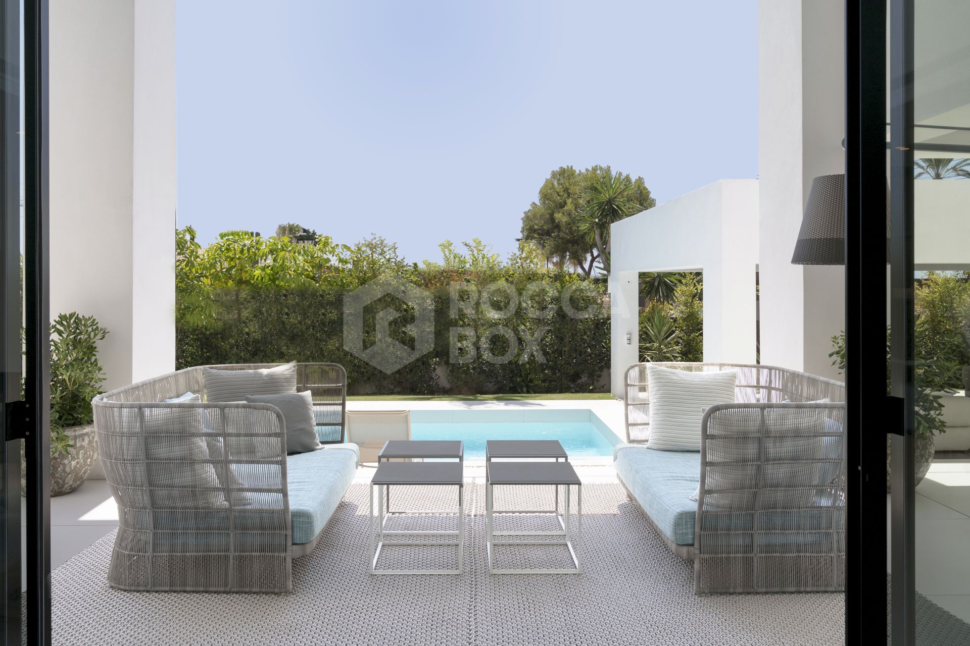 BEACHFRONT VILLA