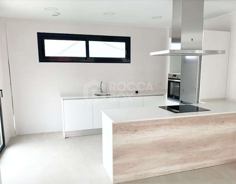 Modern Elegance in Manilva: Brand New 4-Bedroom Villa with Private Pool