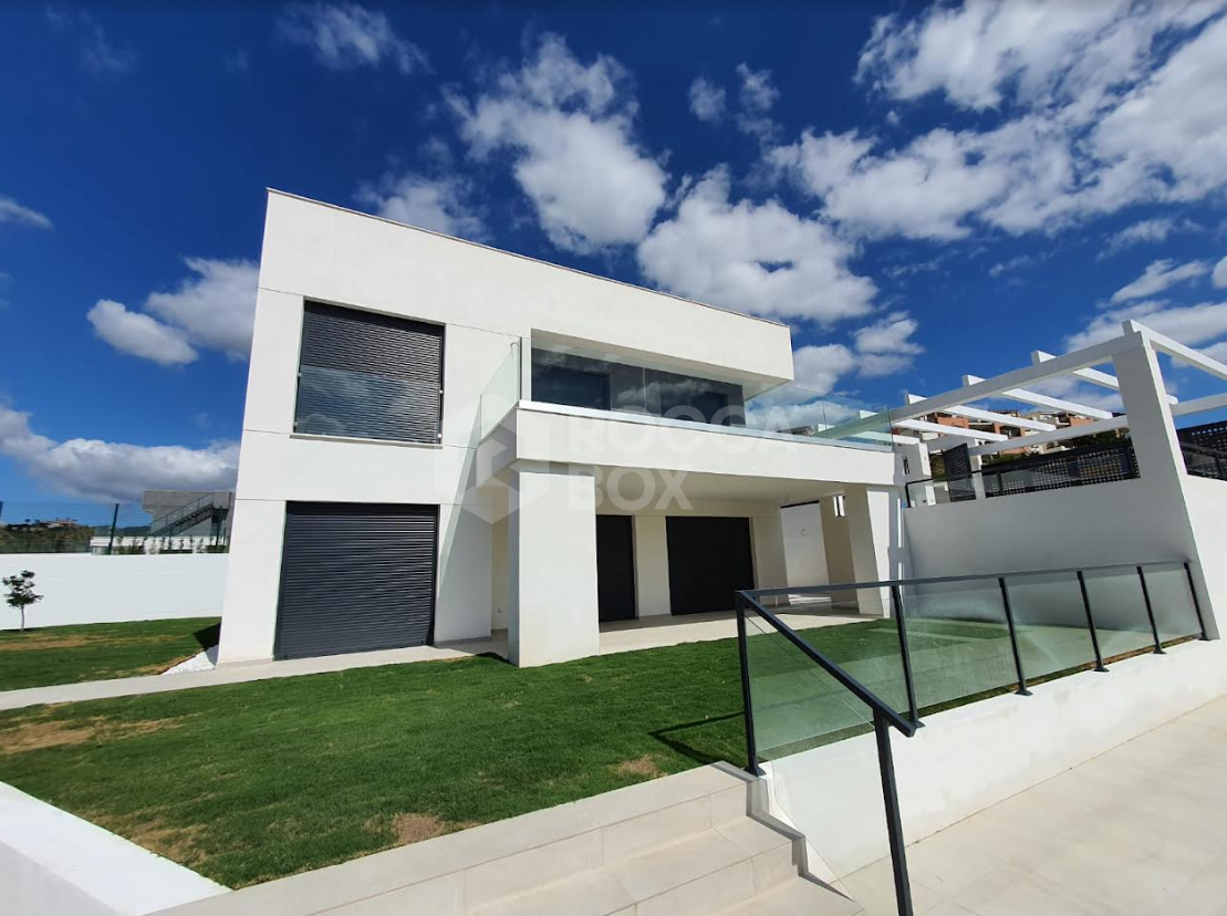 Modern Elegance in Manilva: Brand New 4-Bedroom Villa with Private Pool