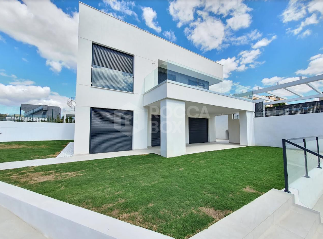 Modern Elegance in Manilva: Brand New 4-Bedroom Villa with Private Pool