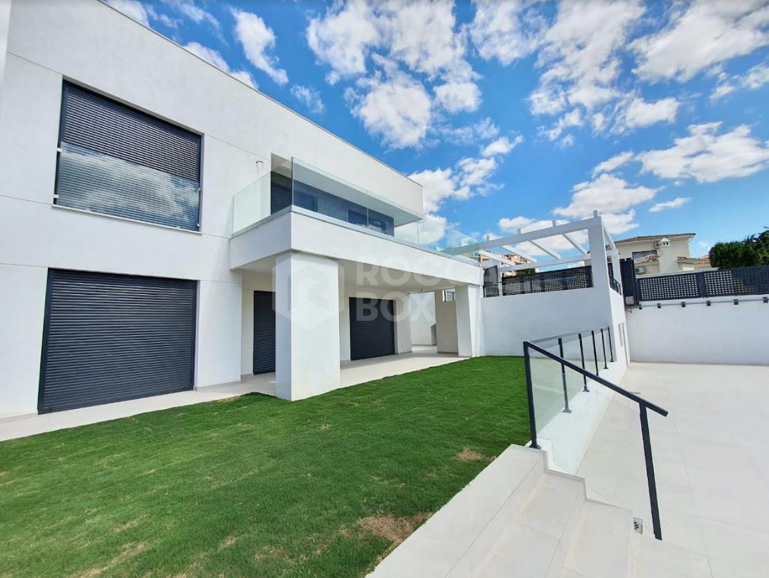 Modern Elegance in Manilva: Brand New 4-Bedroom Villa with Private Pool