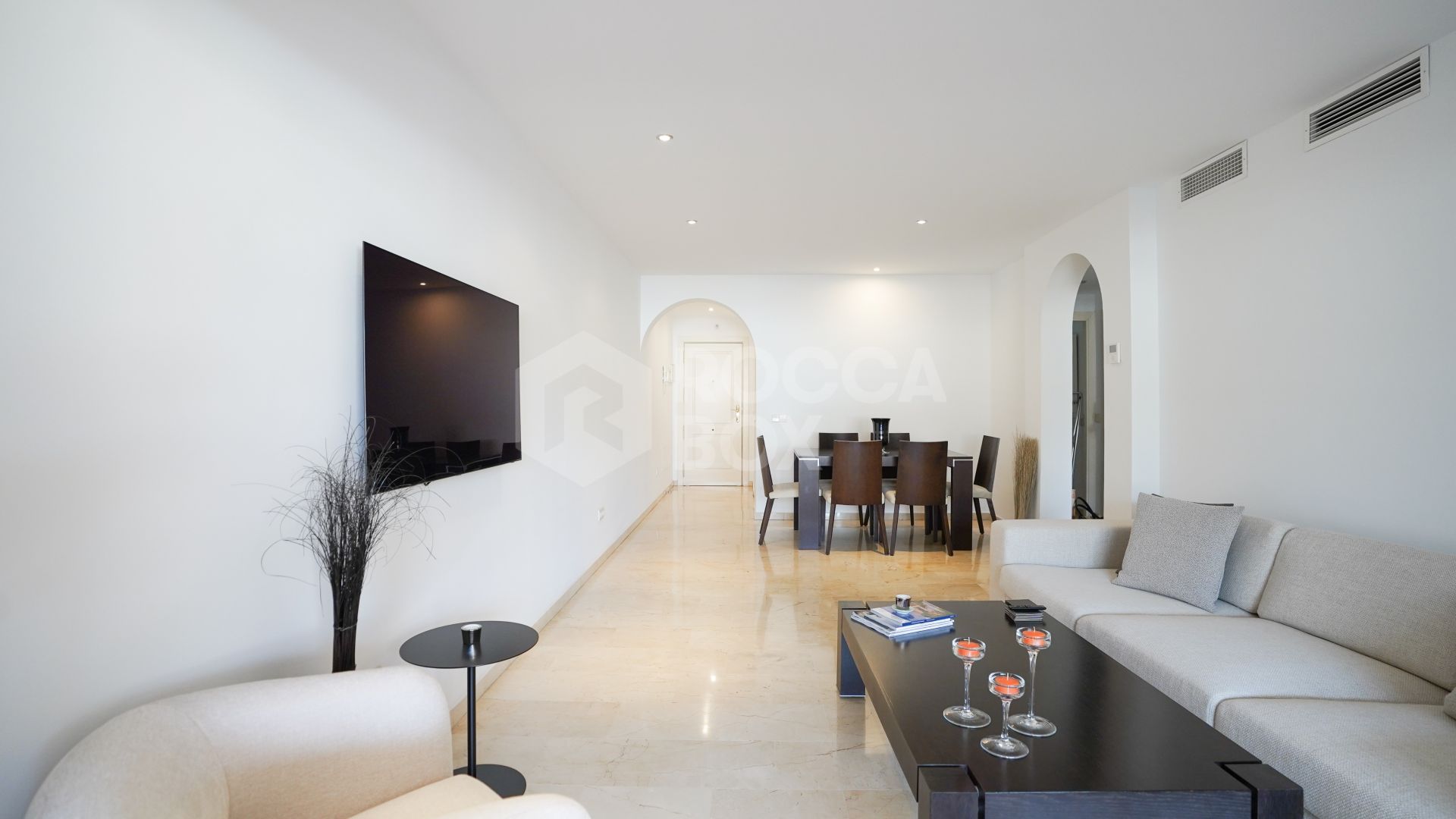 Elegant 2-Bedroom Apartment for Sale in La Quinta, Marbella