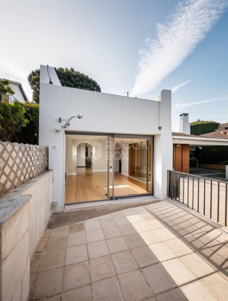 Luxury Villa in Marbella with Private Pool and Panoramic Views