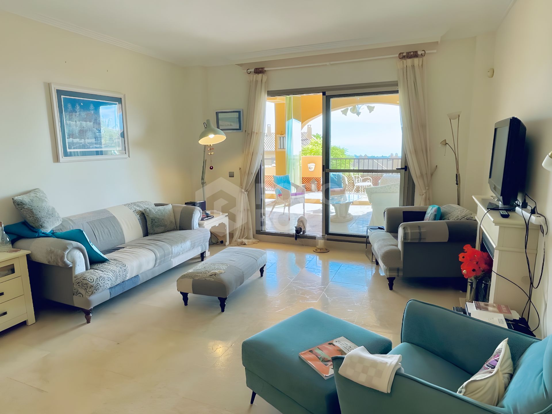 APARTMENT WITH SEE VIEWS IN MARBELLA