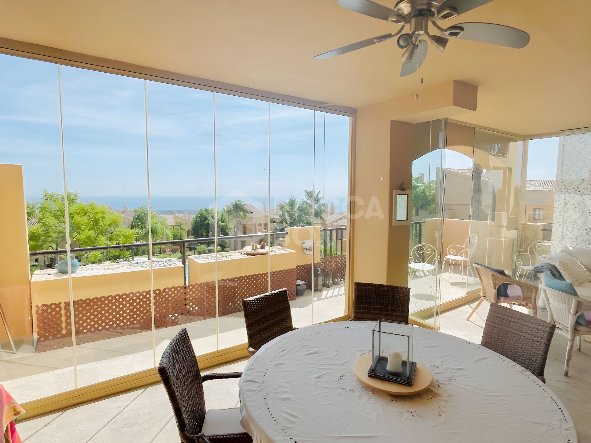 APARTMENT WITH SEE VIEWS IN MARBELLA