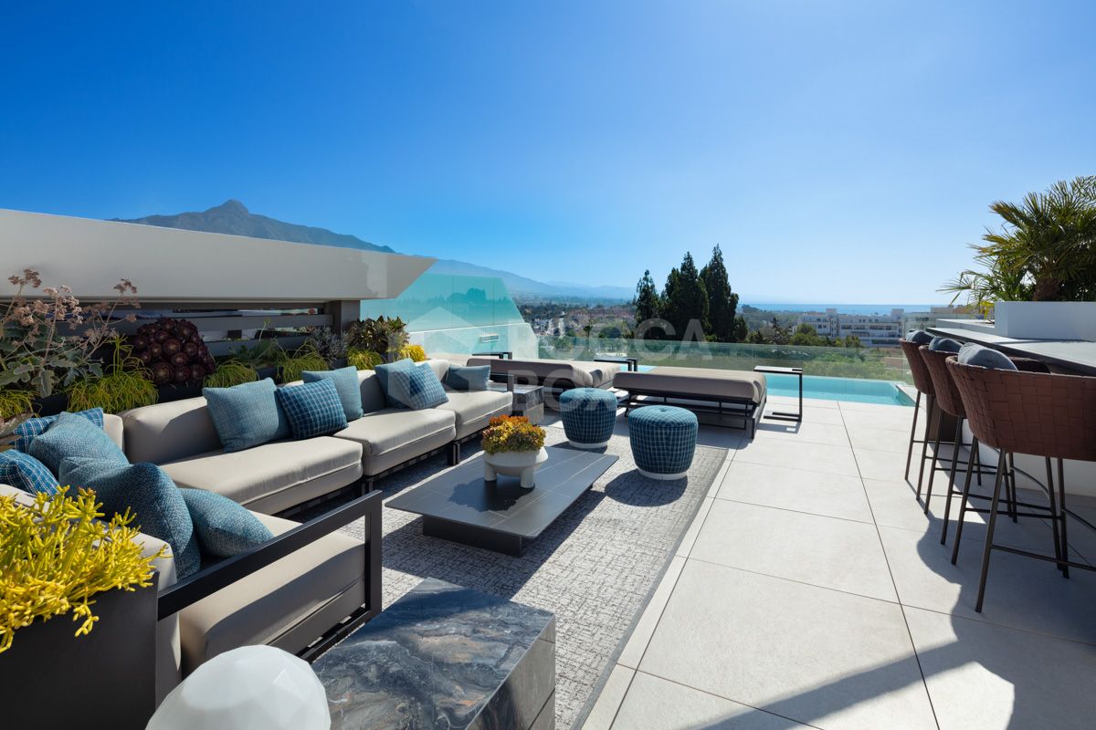 VILLA WITH SEA VIEWS