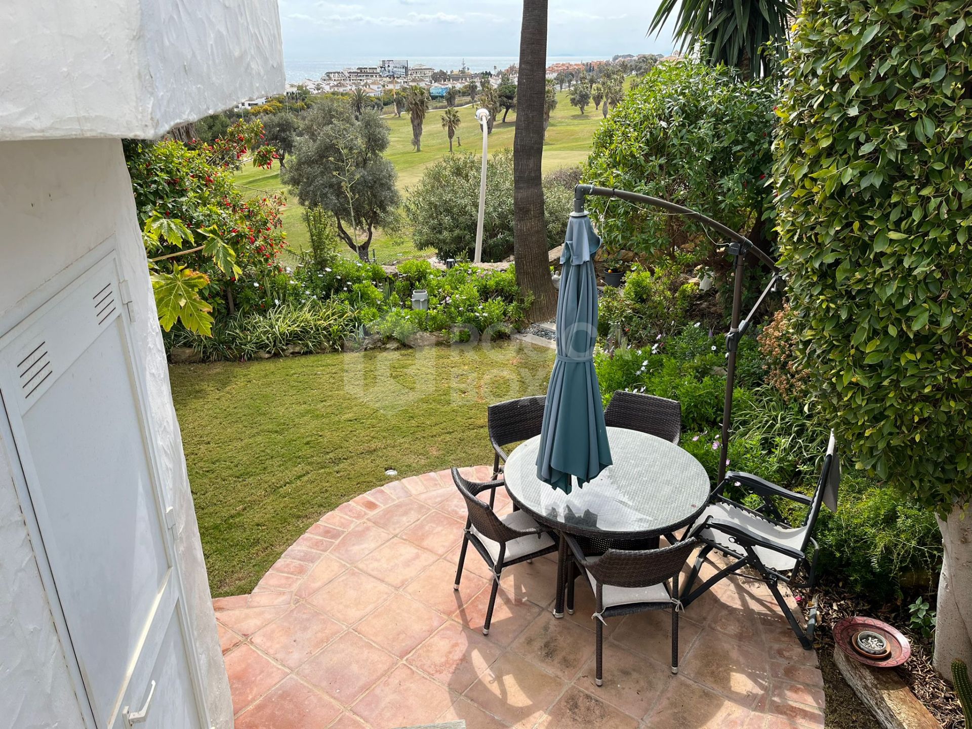 SEA VIEWS HOME