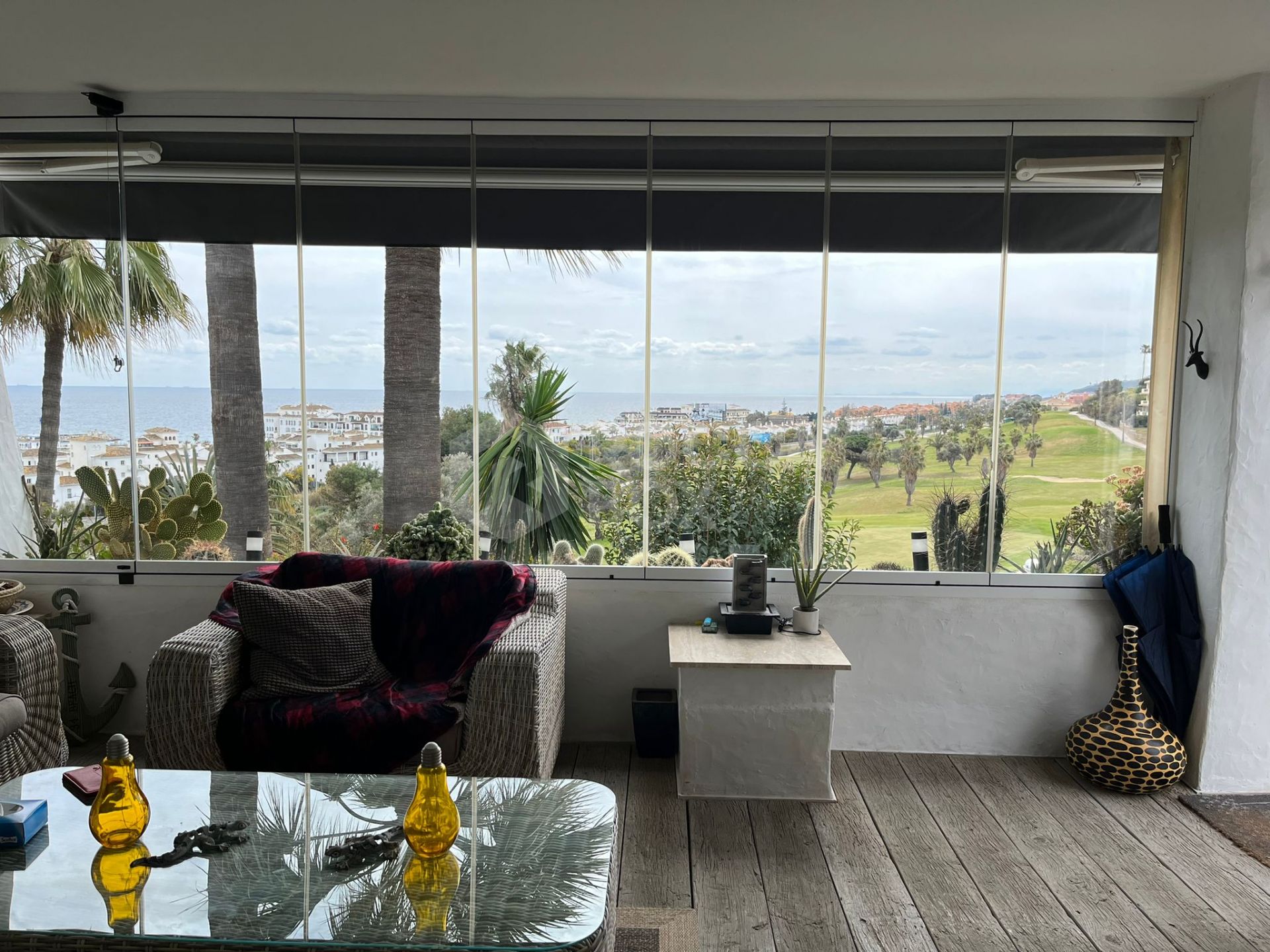 SEA VIEWS HOME