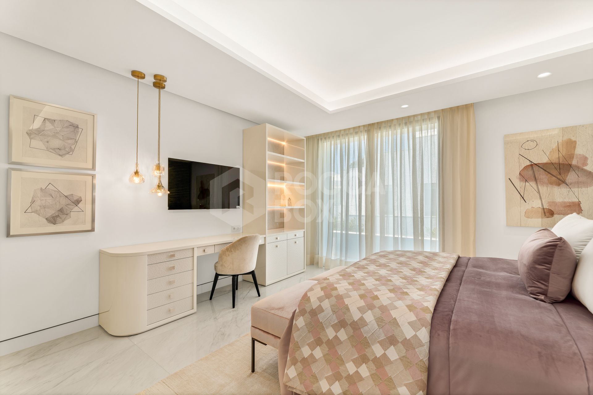 LUXURY APARTMENT WITH SEA VIEWS