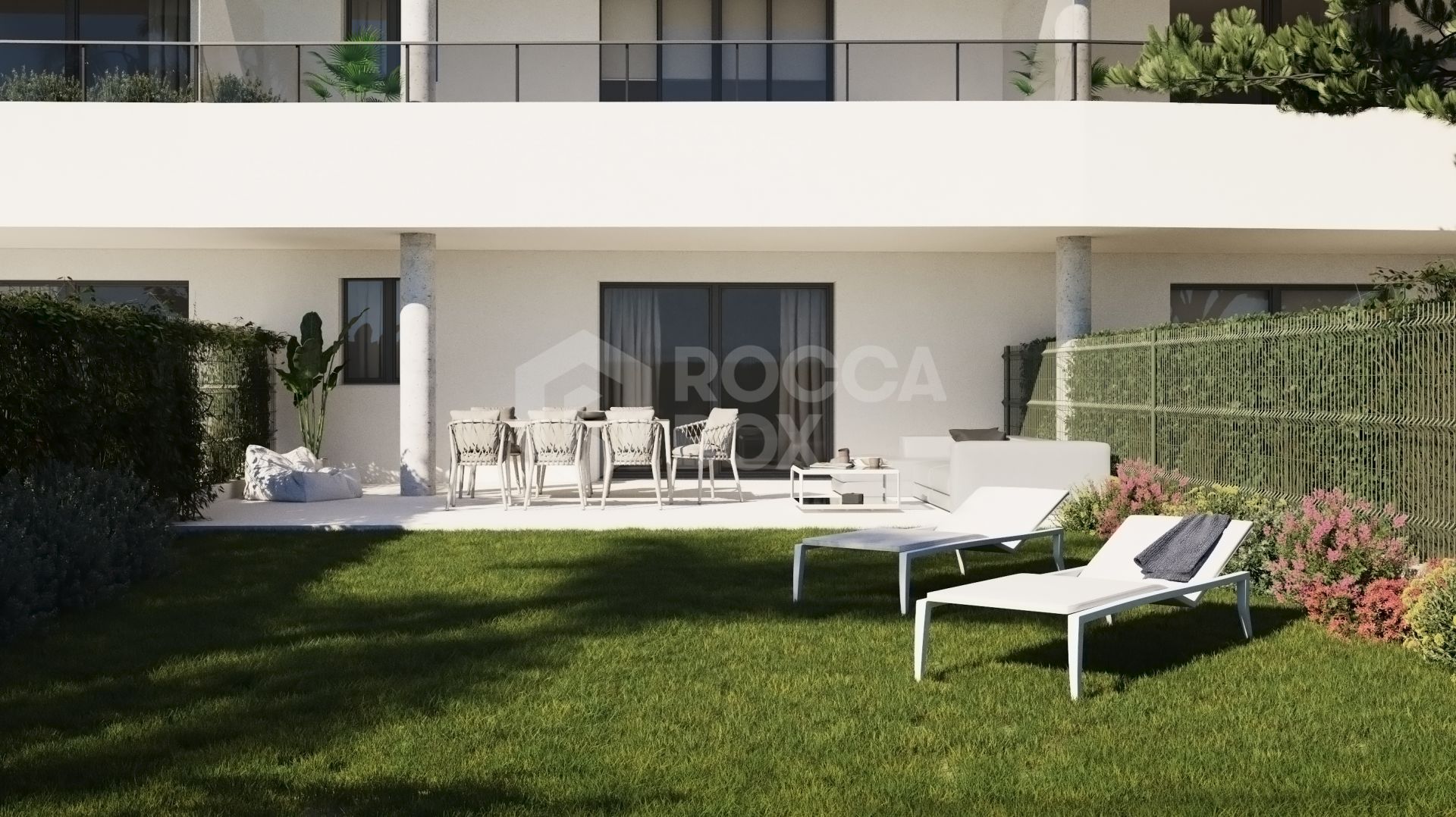 Seaside Charm and Urban Comfort: Embrace a New Beginning in Estepona