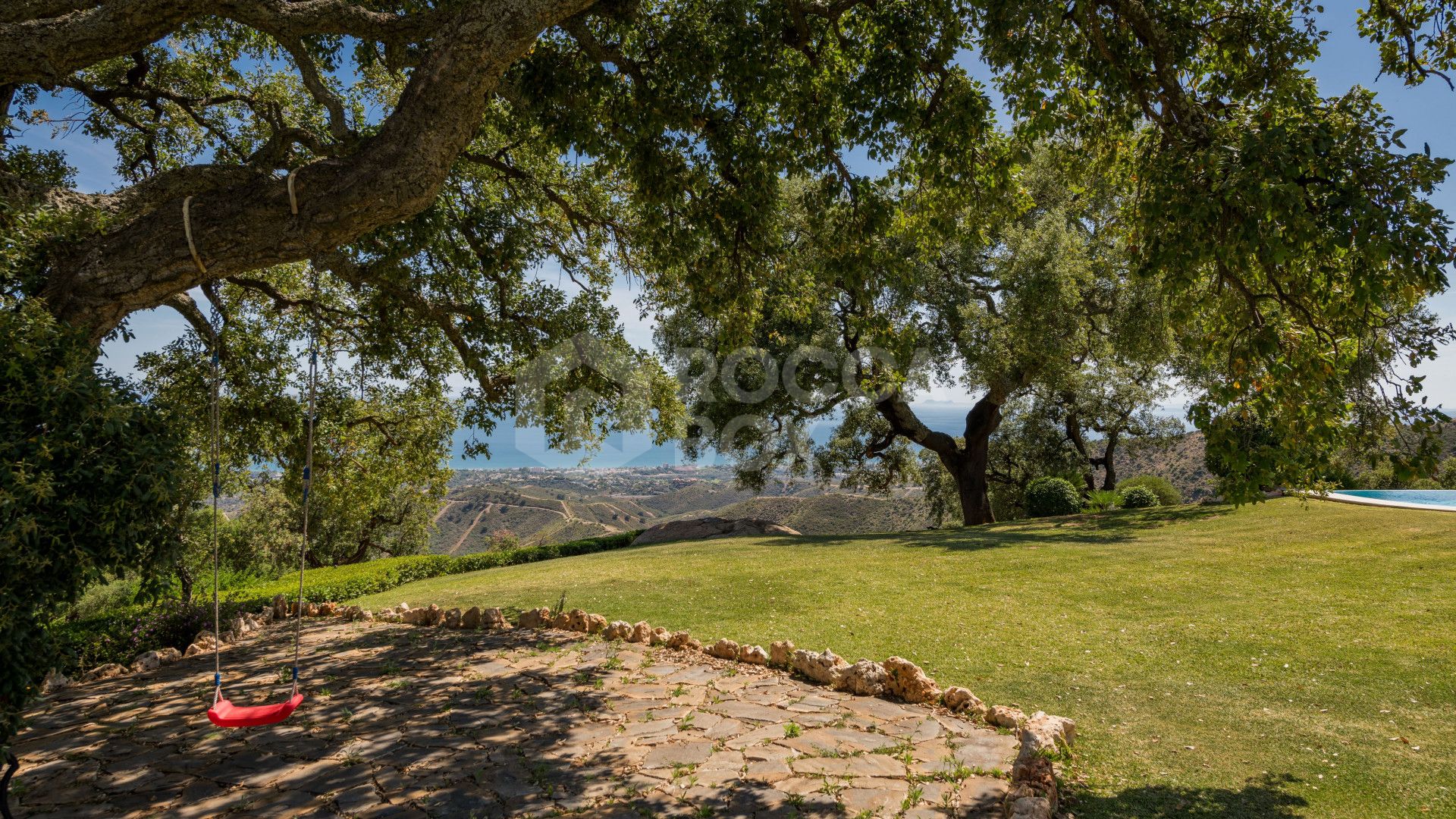 LUXURY VILLA IN MARBELLA