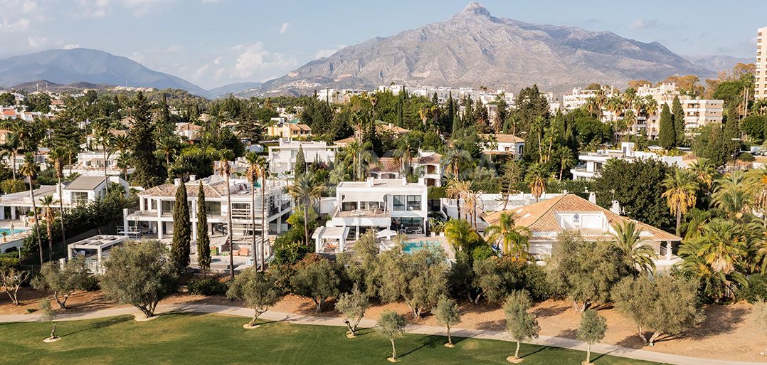 GOLF VIEW VILLA IN MARBELLA