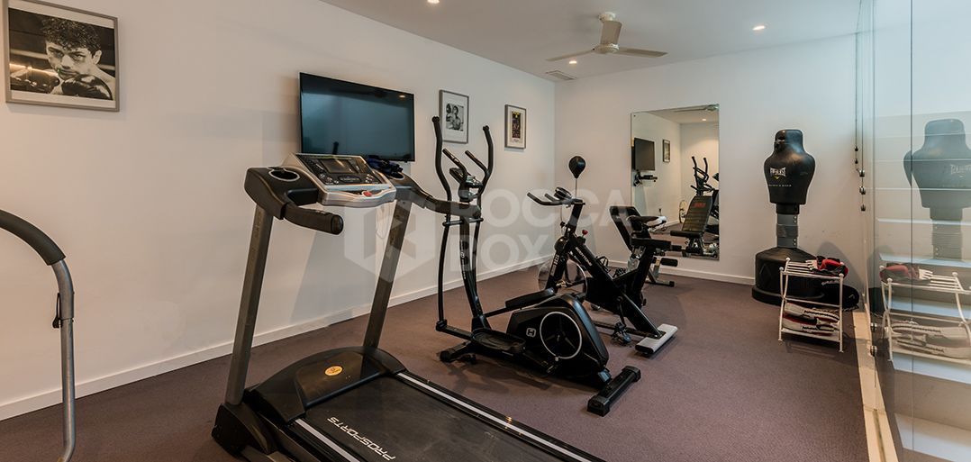 GOLF VIEW VILLA IN MARBELLA