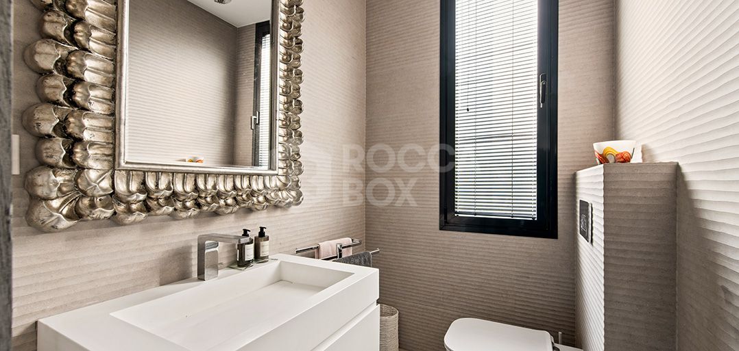 GOLF VIEW VILLA IN MARBELLA