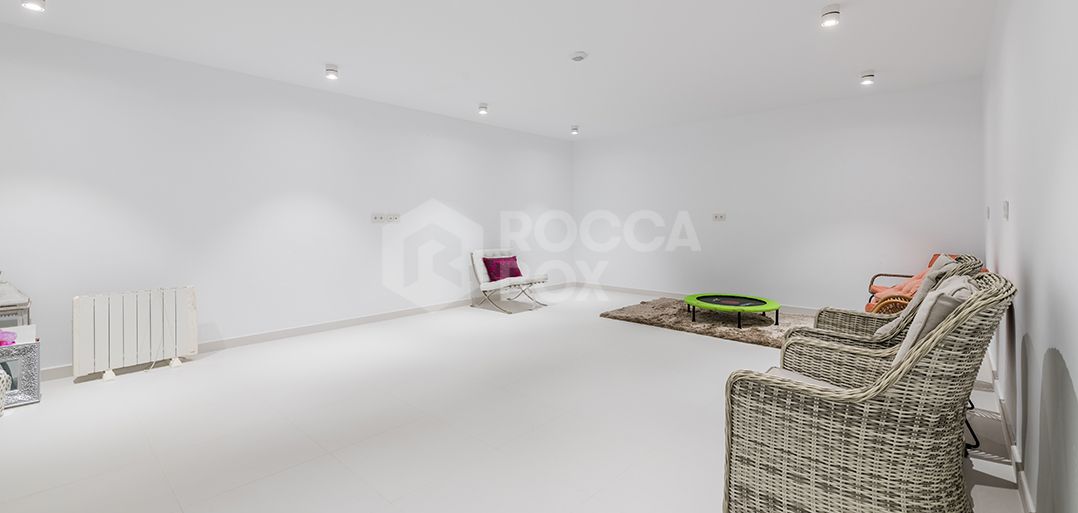 GOLF VIEW VILLA IN MARBELLA