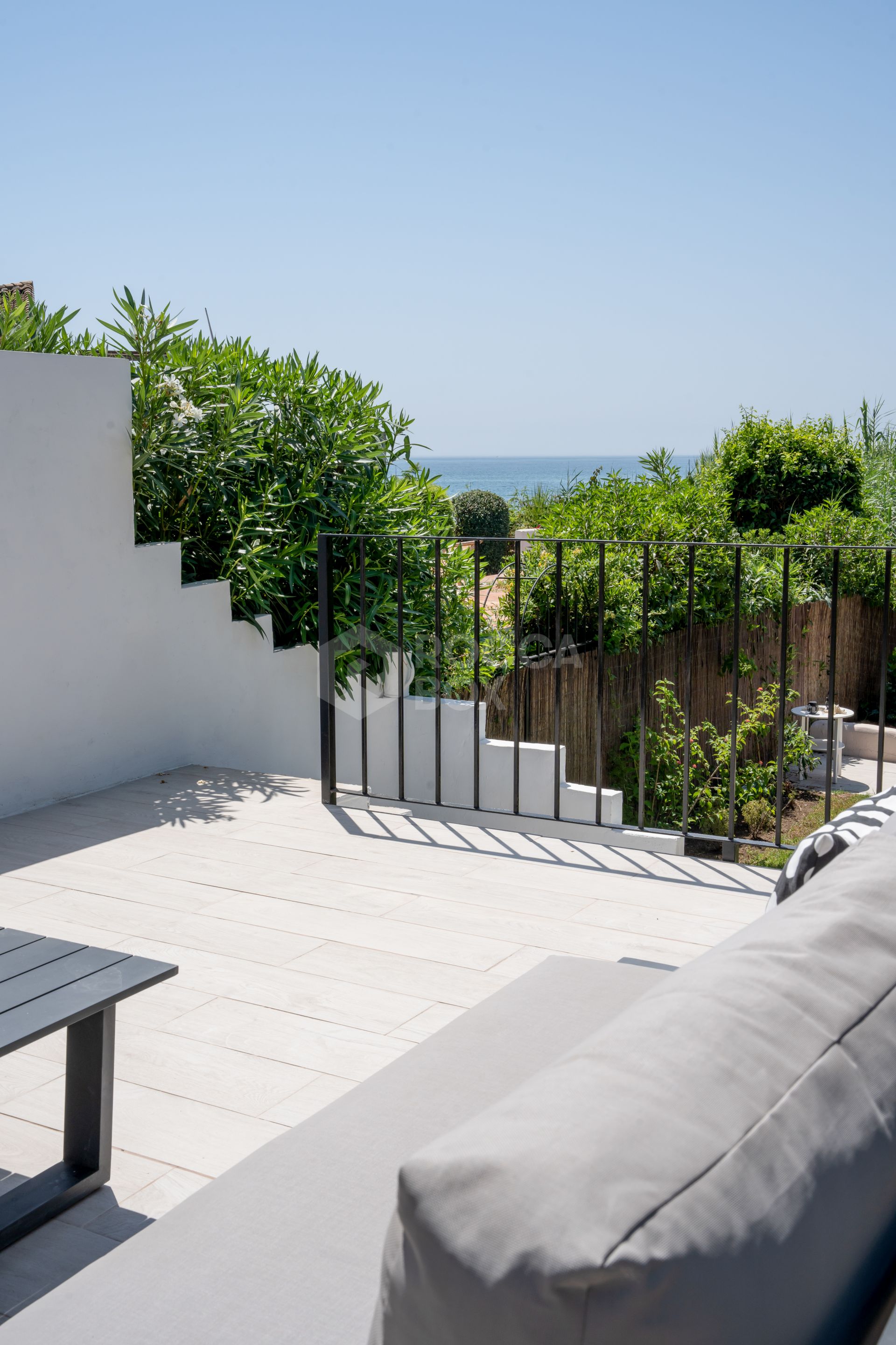 Charming beachfront townhouse