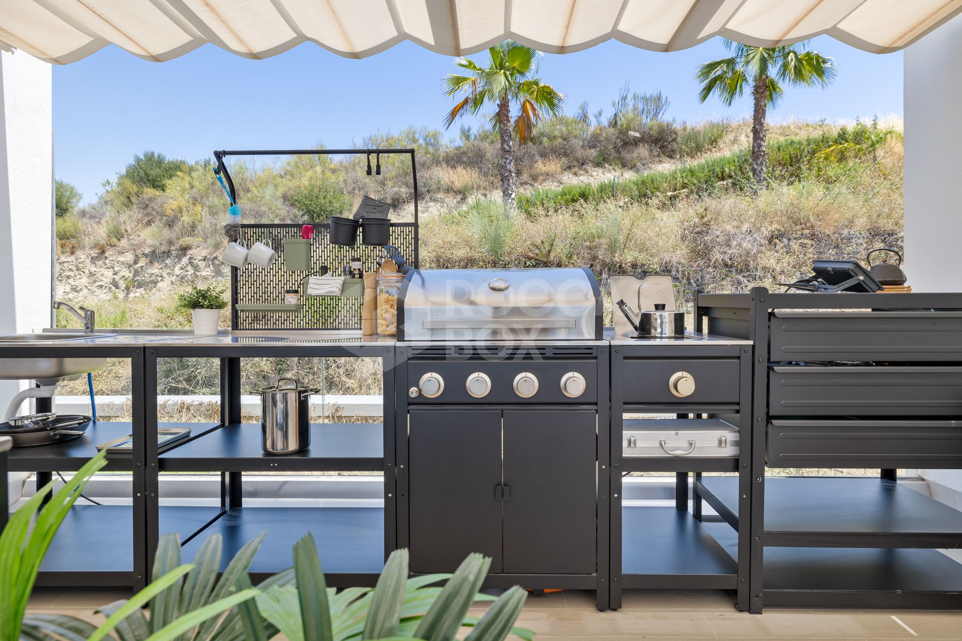 Amazing Townhouse with 3 floors in Estepona