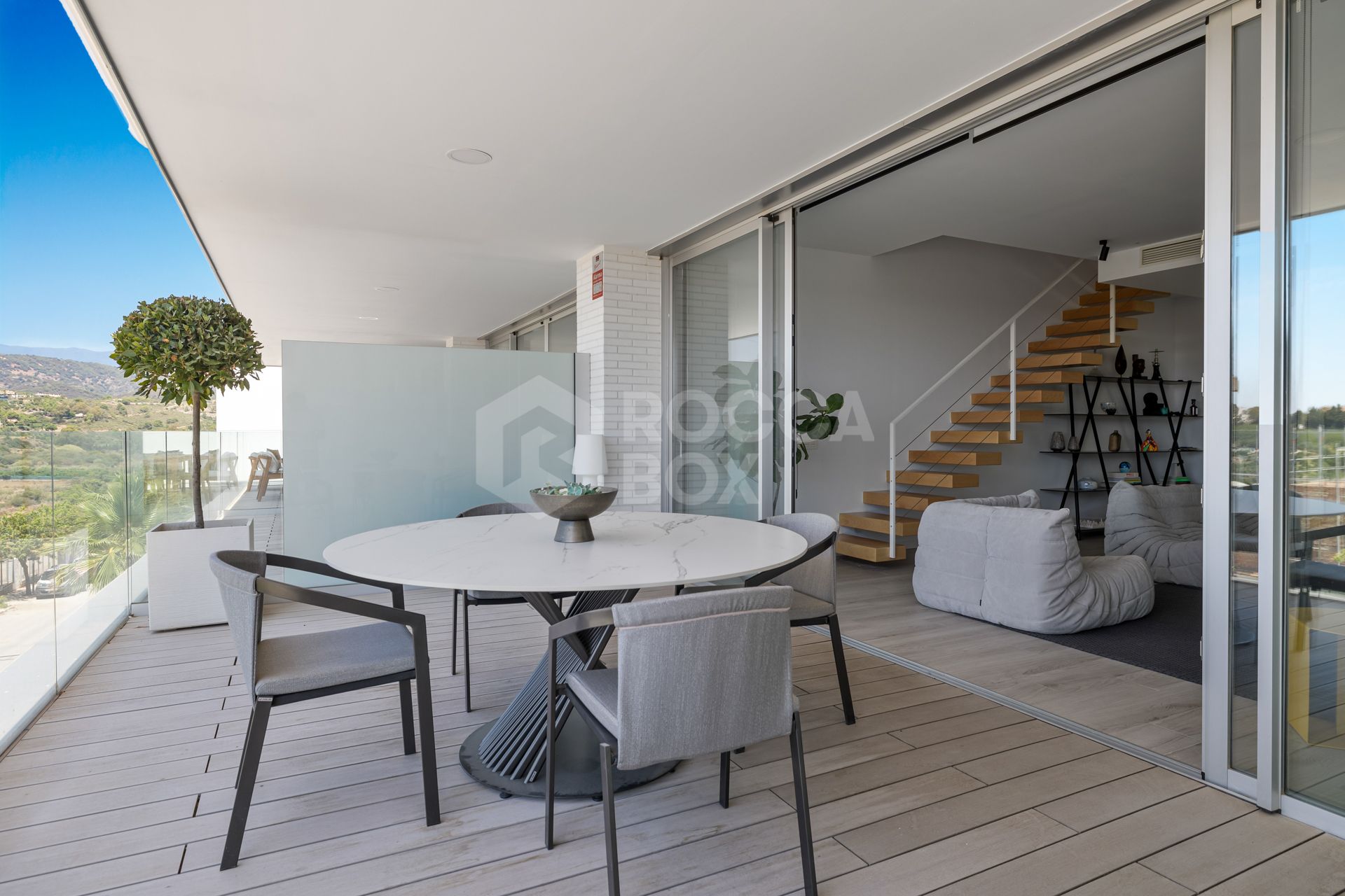 Amazing Townhouse with 3 floors in Estepona