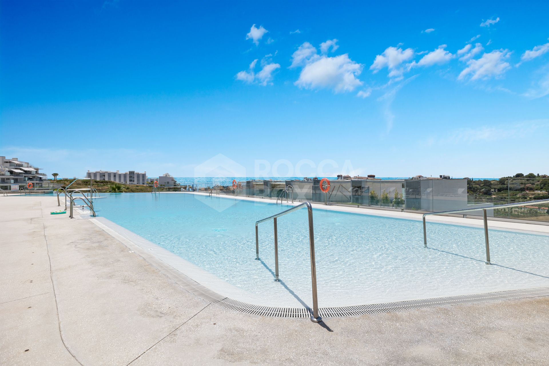 Amazing Townhouse with 3 floors in Estepona