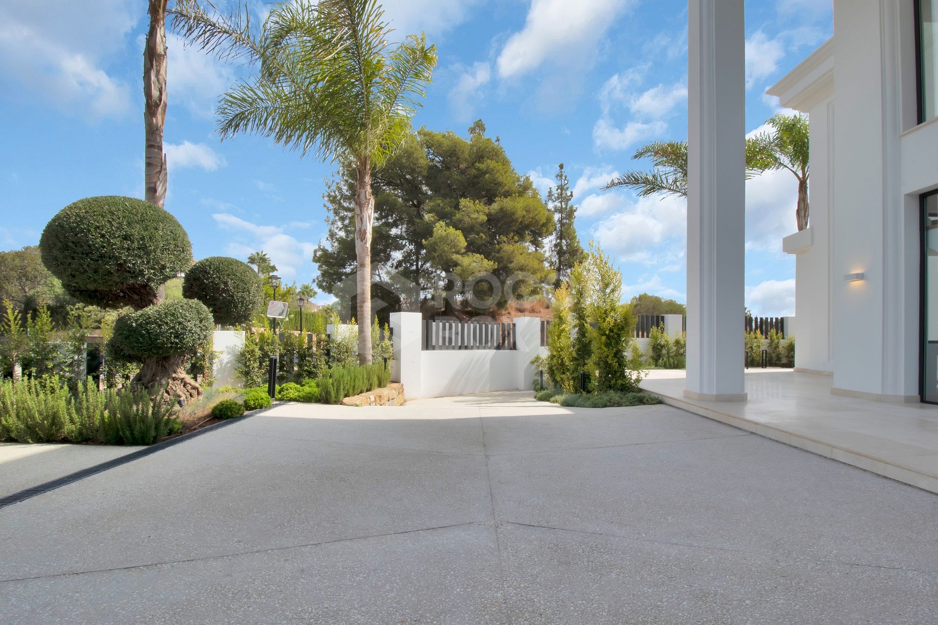 VILLA IN MARBELLA GOLDEN MILE