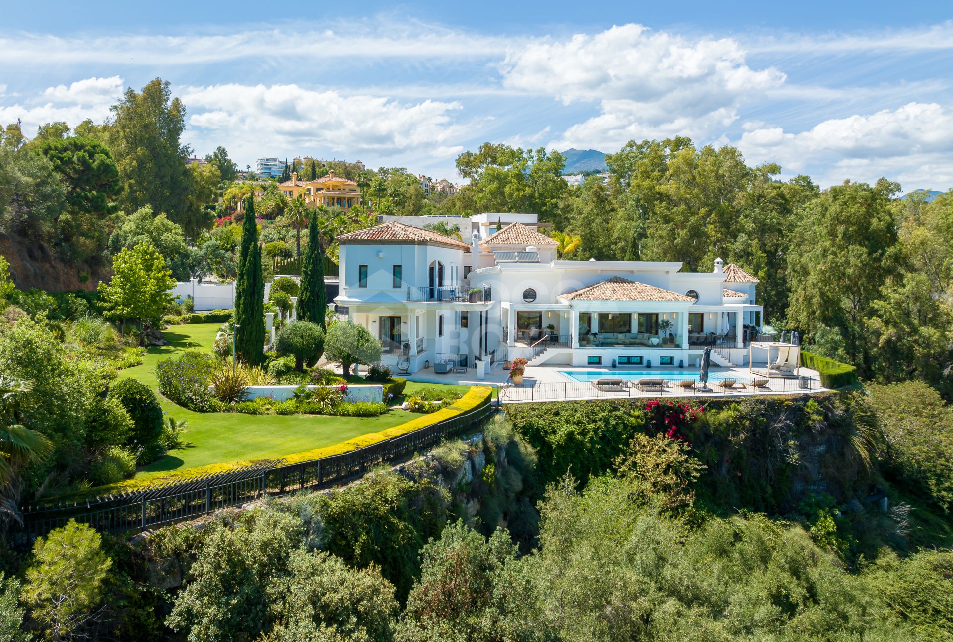 VILLA IN MARBELLA
