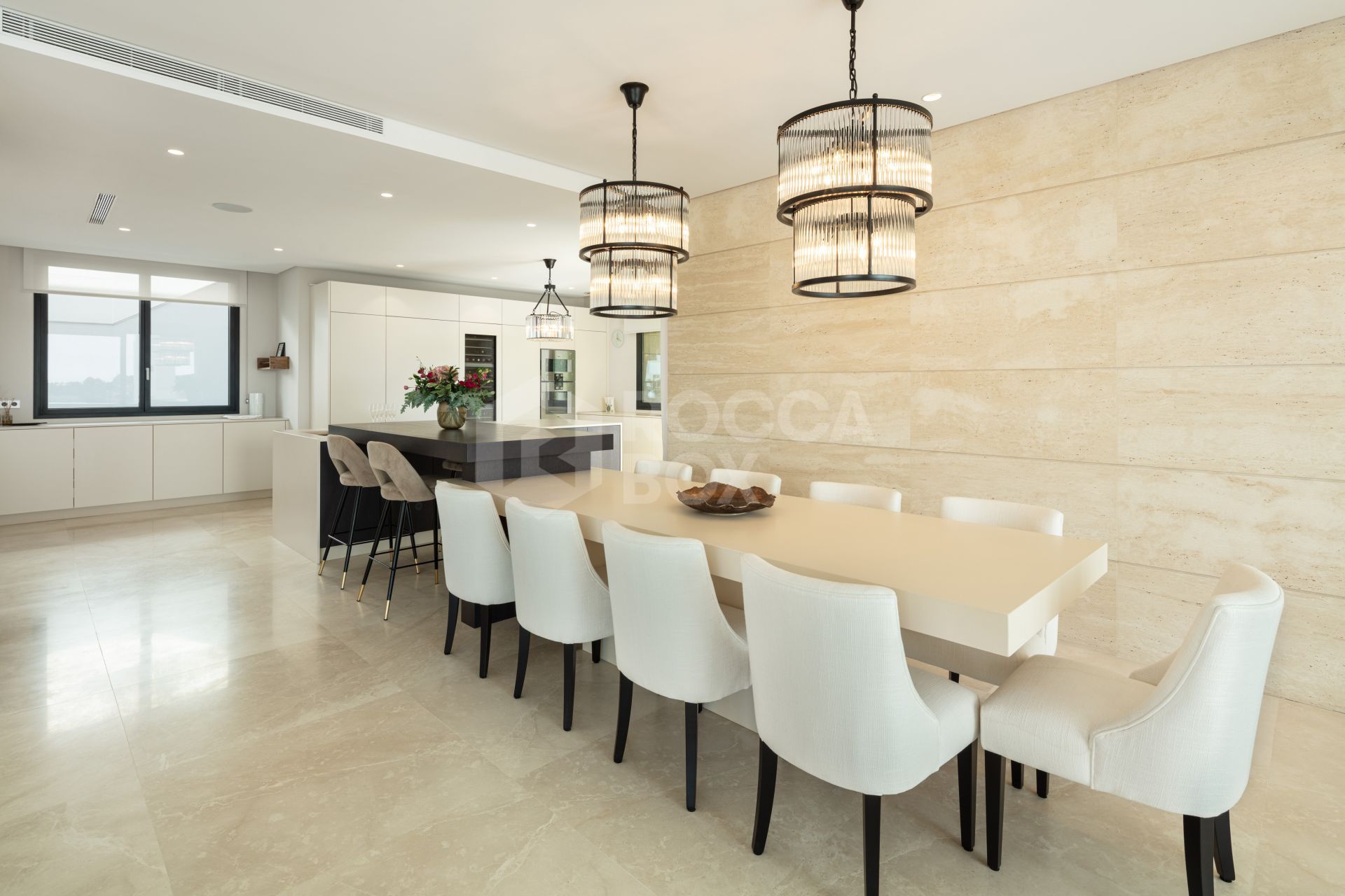VILLA IN THE NEW GOLDEN MILE